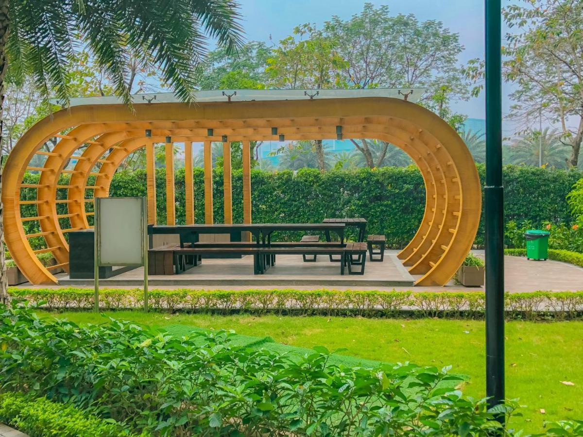 Rosee House -Luxury Apartment In Vinhomes Greenbay Hanoi Buitenkant foto