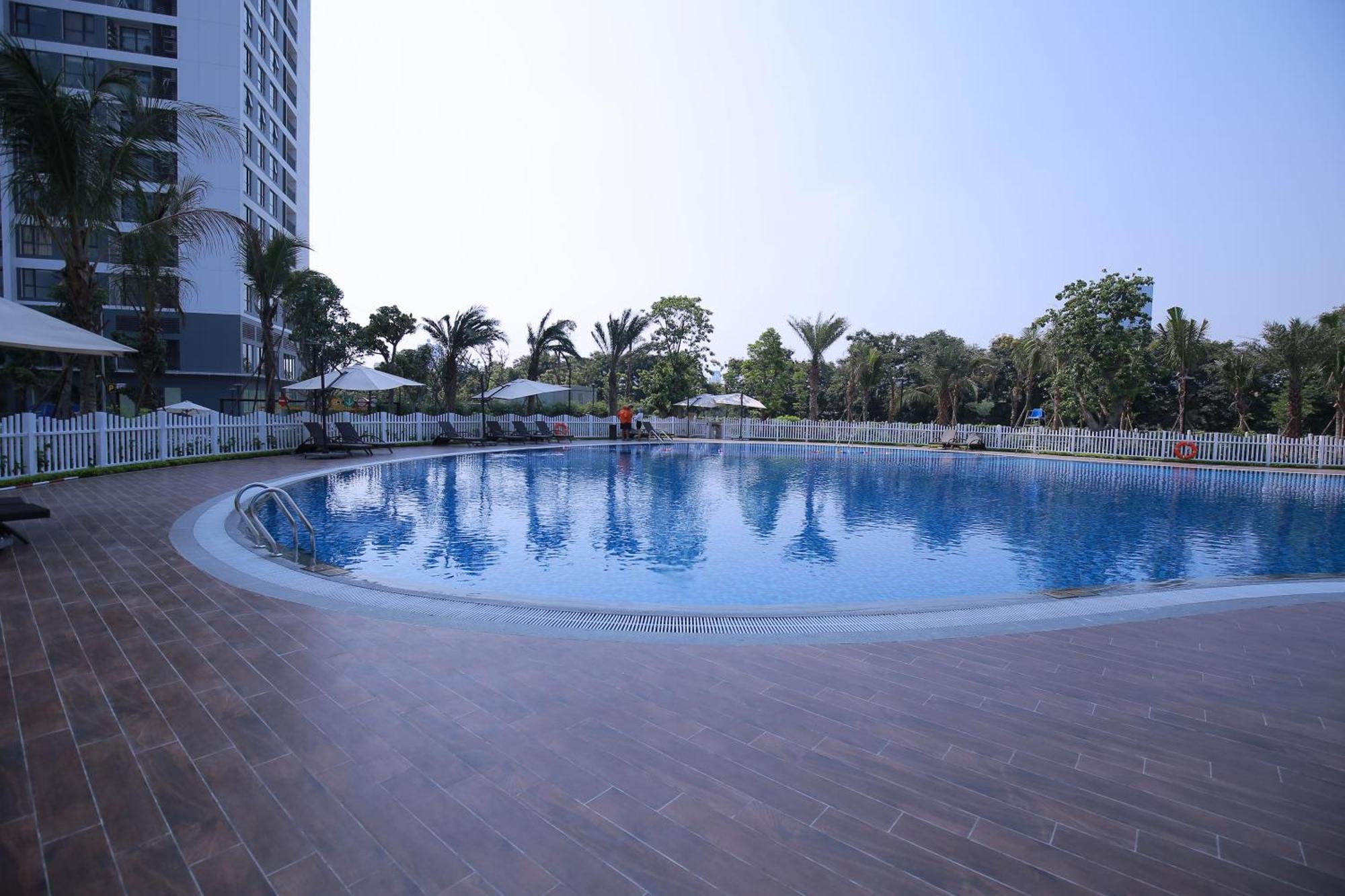Rosee House -Luxury Apartment In Vinhomes Greenbay Hanoi Buitenkant foto